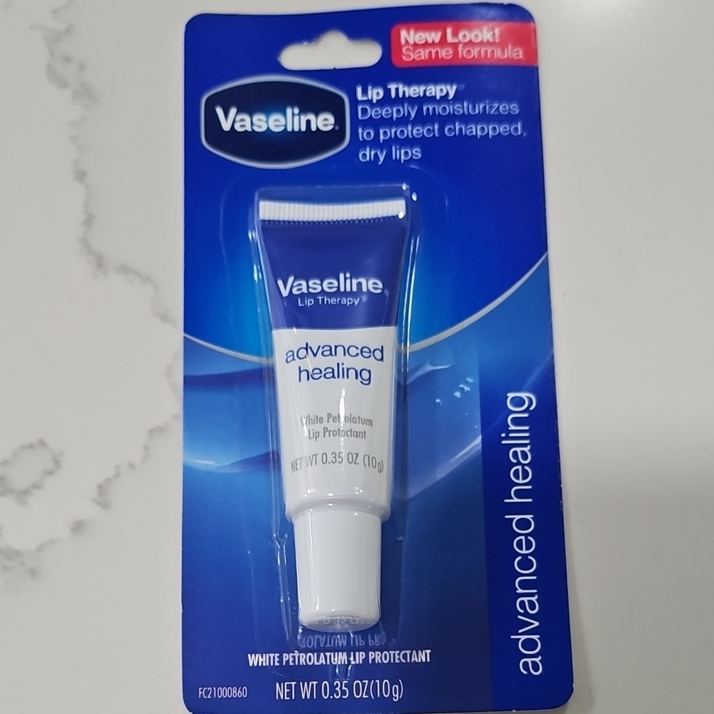 Vaseline Lip Therapy Advanced Healing